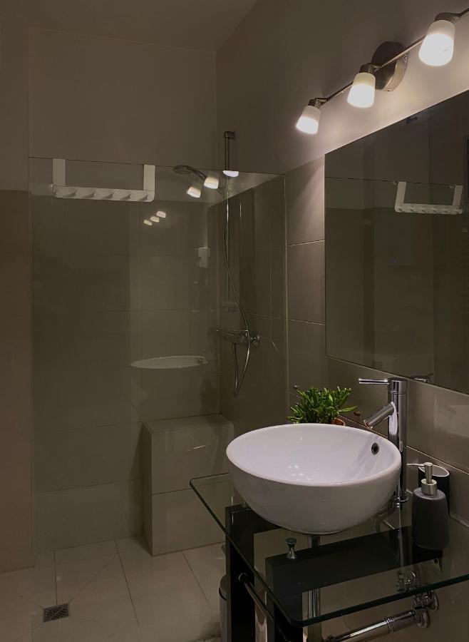 D7 Apartment クラクフ エクステリア 写真